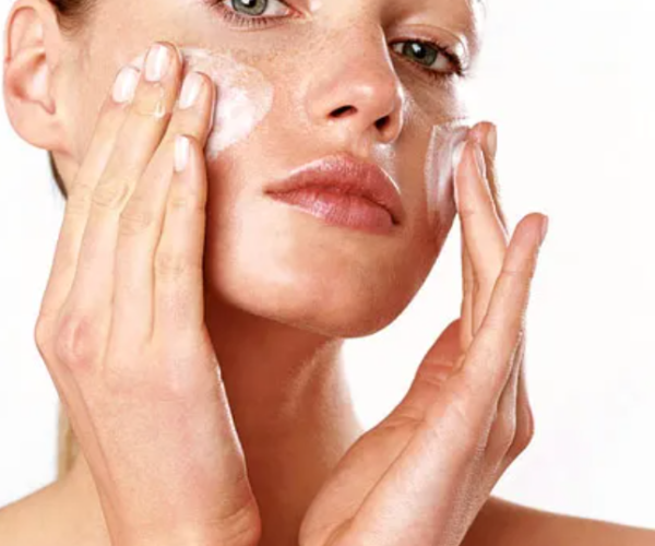 2 – Better Product Absorption and Makeup Applicatio 2 - Better Product Absorption and Makeup Applicatio
