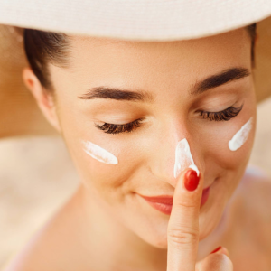 7 - Non-comedogenic SPF application